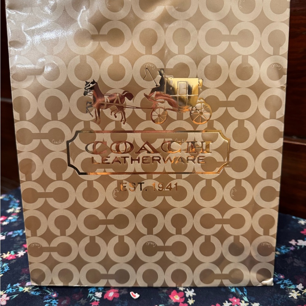 Coach Gold Gift bag - Picture 7 of 8